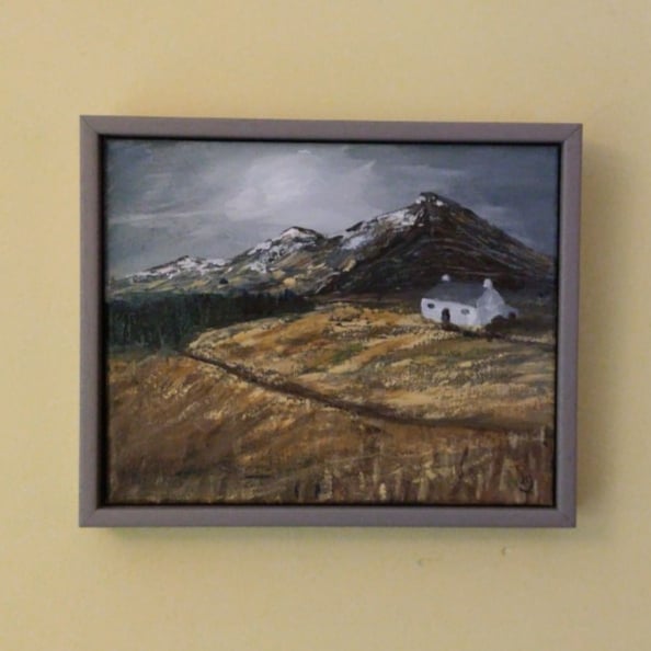 Tyddyn, Welsh cottage near mountains, autumn landscape