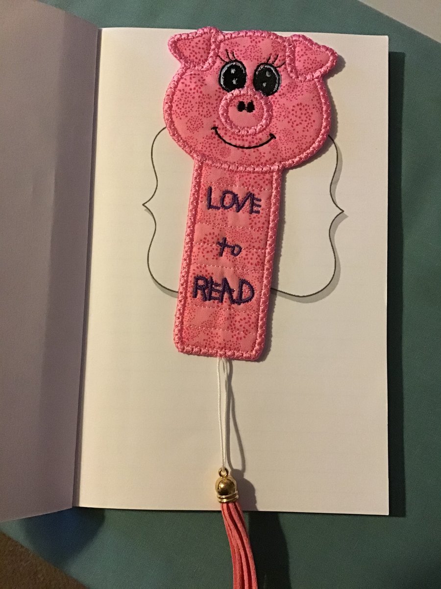 Piggy bookmark, .love to read.