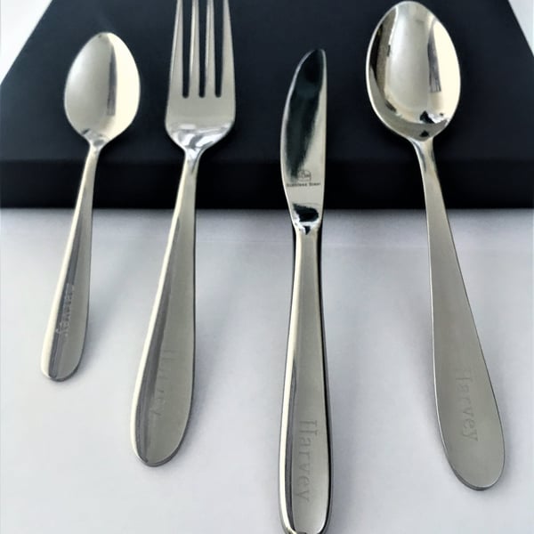 Childrens Kids Personalised Engraved 4 Piece Cutlery Set in bespoke Gift Box