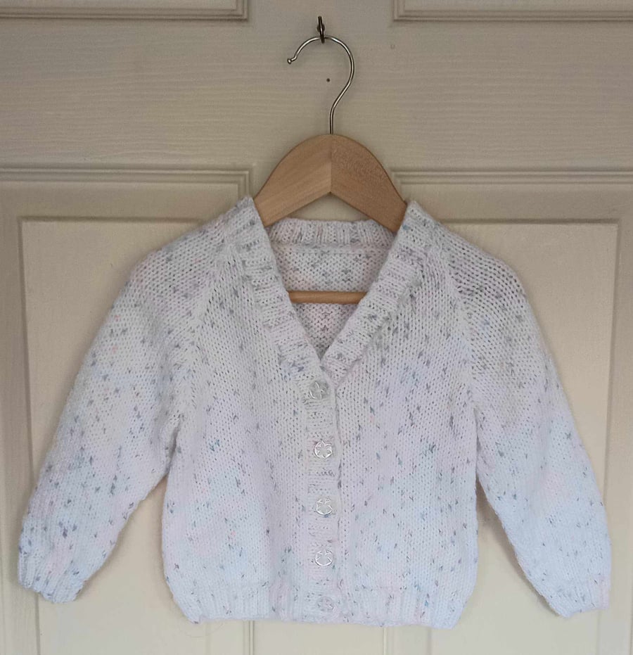 Hand knitted baby cardigan white with speckles 10-18 months