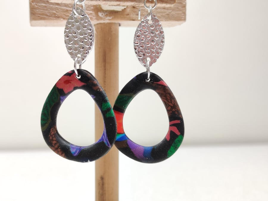Jungle vibes pebble hoop earrings