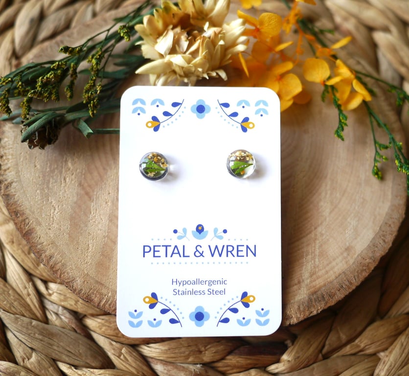 Tiny Real Pressed Flowers in Resin Stud Earrings - Hypoallergenic
