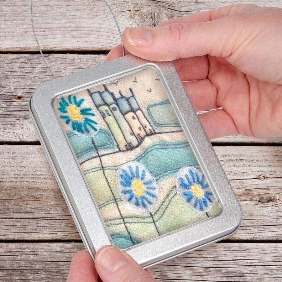 Fabric houses picture framed in tin, gift, ornament