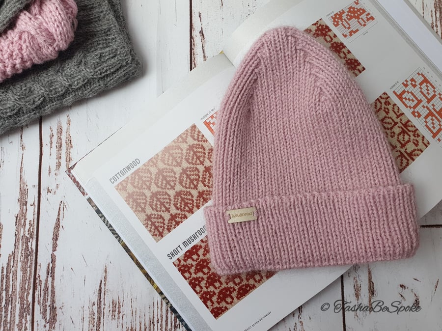 Hand knitted pink beanie, Fashion pointy beanie, Merino cotton mohair blend