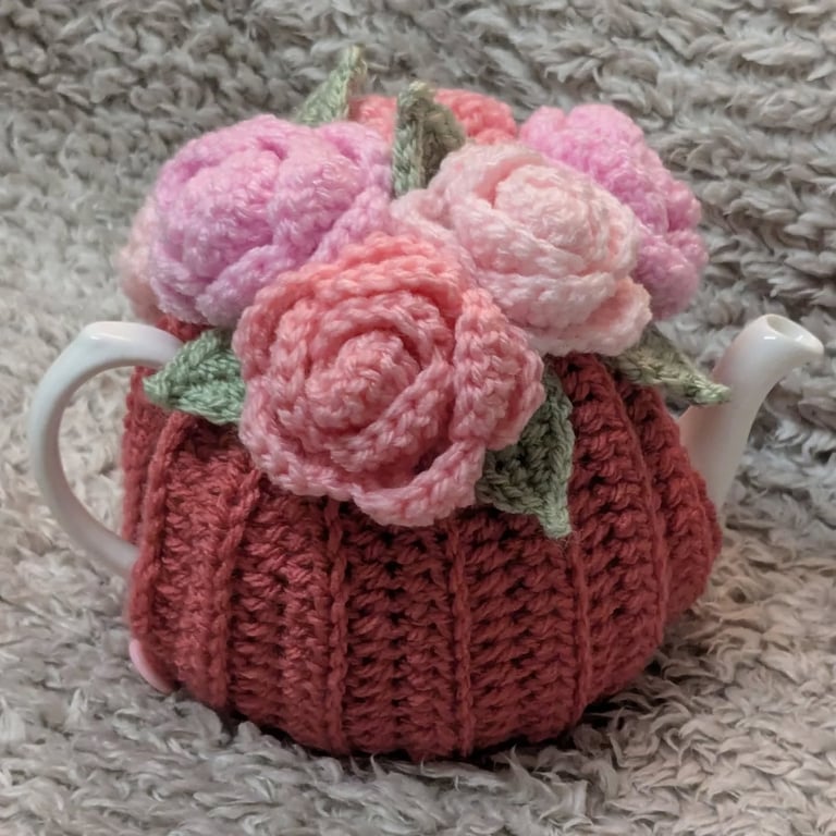 Dusky Pink Tea Cosy with Pink Flowers to fit small sized 1-2 cup teapot