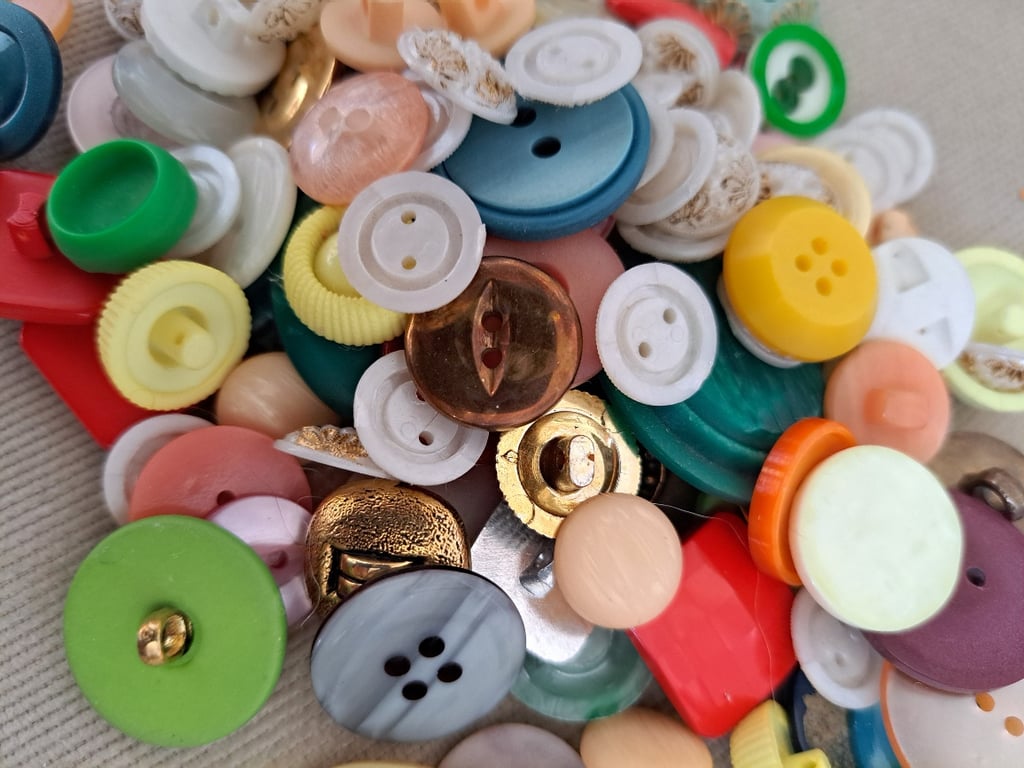 Vintage Button Haul