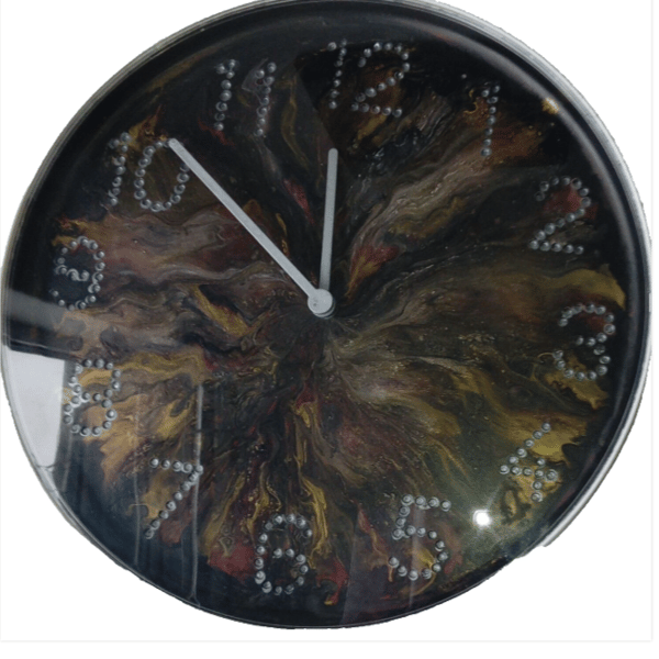 Hand Painted Customised Wall Clock Indoor 25 cm Silent Quartz Clock Gift Idea