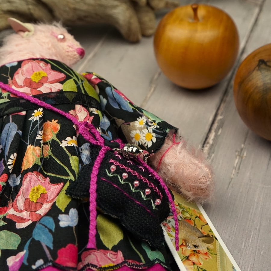 Amice, A Midnight Mohair Mouse