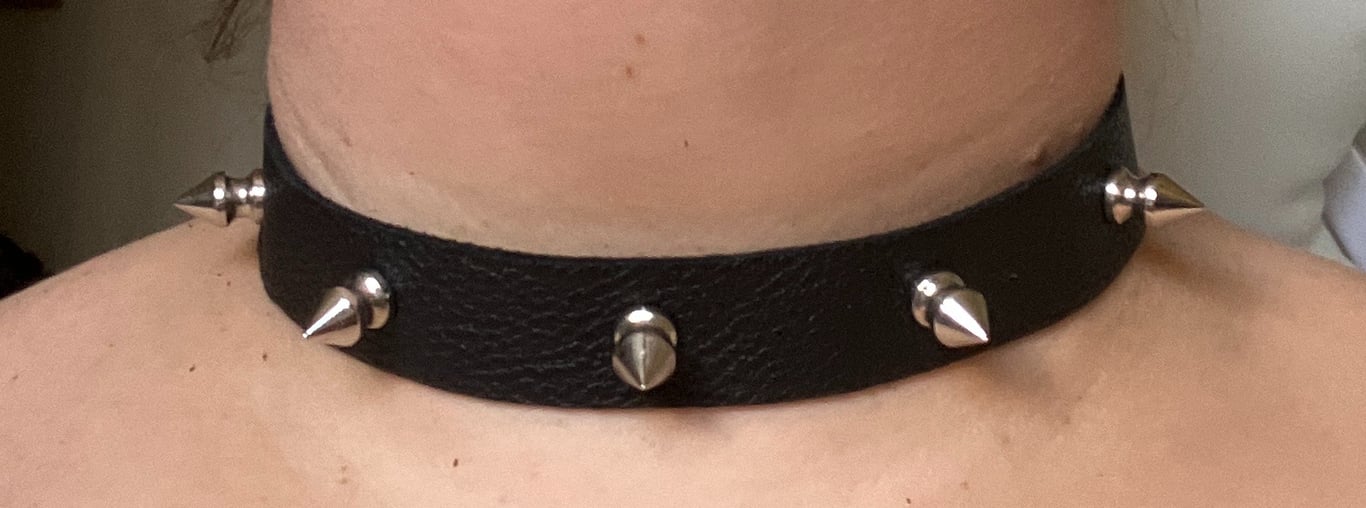 Black leather choker w 5 half inch Spikes - Punk Goth Fashion - 4 -FREE SHIPPING