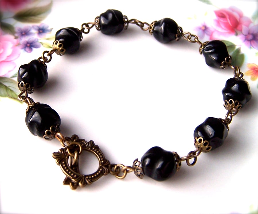 Black Beaded Bracelet, Delicate Women's Handmade Vintage Style Bracelet, Gift