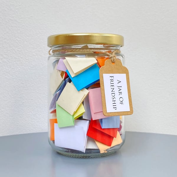 Jar of Friendship Gift, 50 Quotes and Messages, Best Friend Thoughtful Keepsake