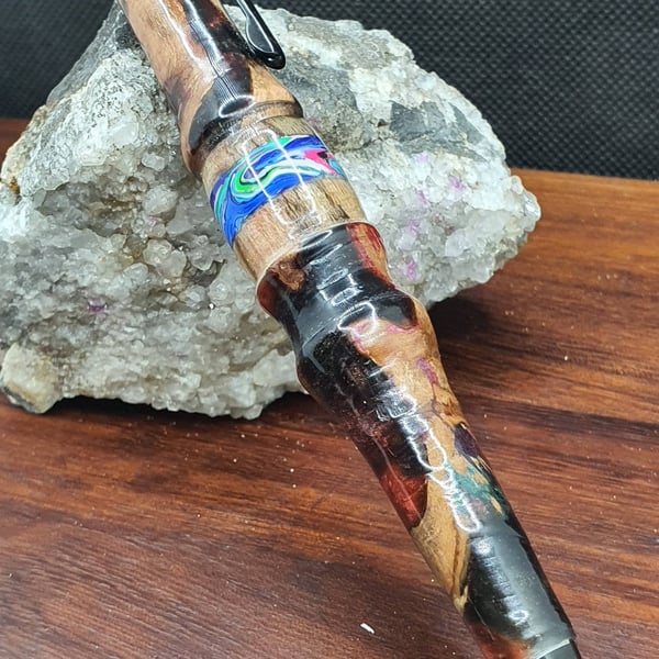 wood and resin pen