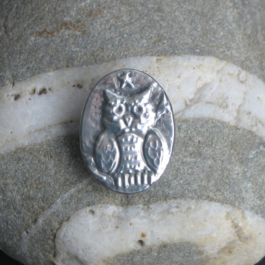 Tiny Silver Pewter Owl Brooch or Badge