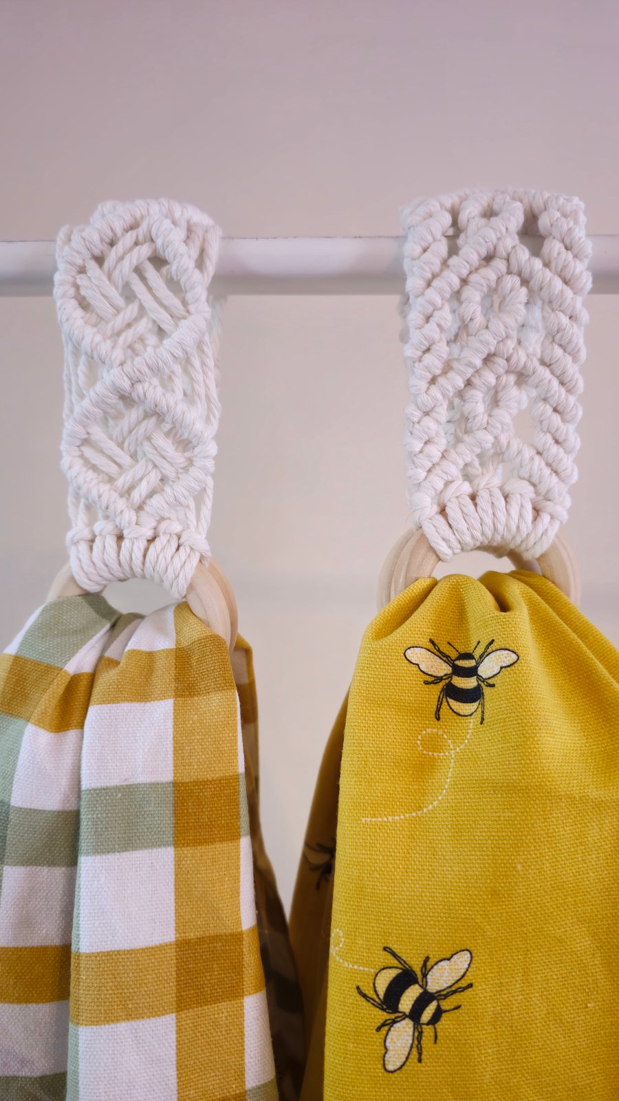 Handmade White Macramé Towel Holders – Set of 2 – 30cm – Boho Kitchen Decor