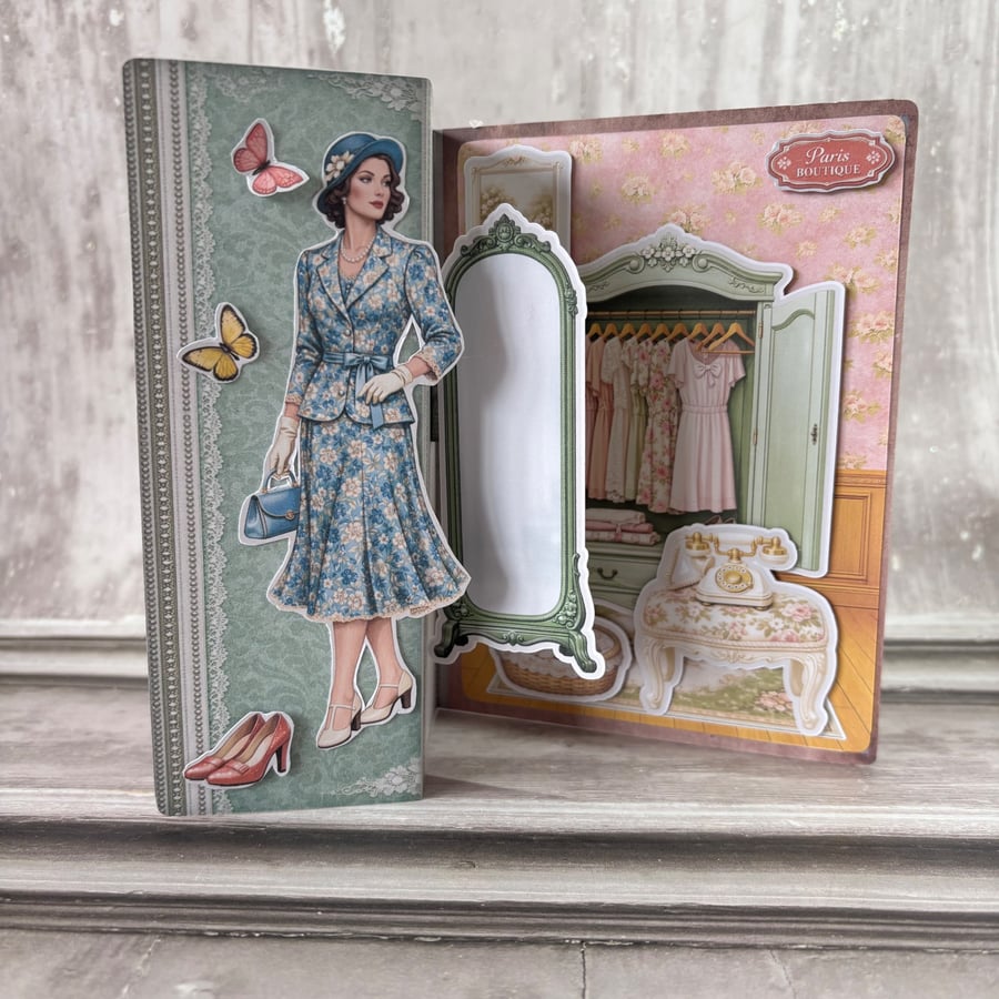 Greeting Card - 1940's Fashion - C258