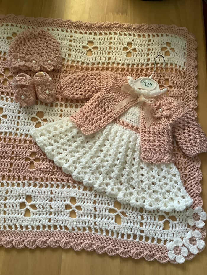 Tanner Crafts and Crochet