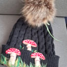 Bobble Hat cabled wool faux fur pompom beanie black 