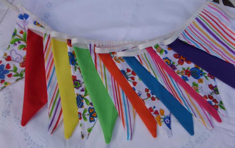 Rainbow bright bunting - Parties, bedroom or playroom deco 9ft long 15 flags