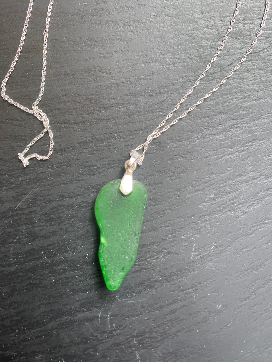 18in Sterling silver necklace and rich green seaglass pendant in silver mount