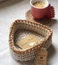 Table storage basket 