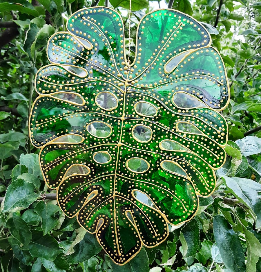 Monstera Leaf Suncatcher Hanging Window Decoration 