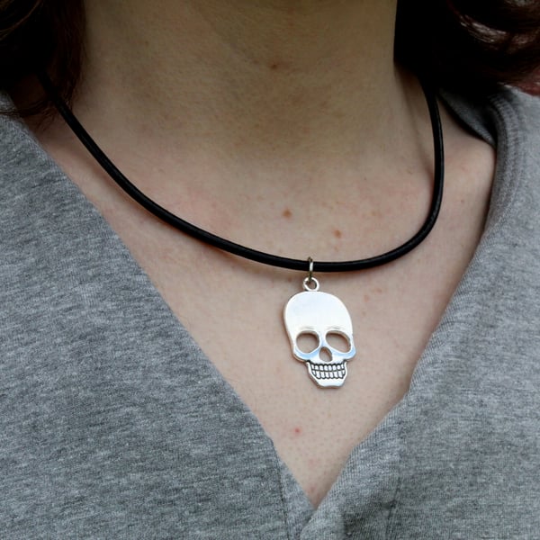 Large skull charm leather thong necklace