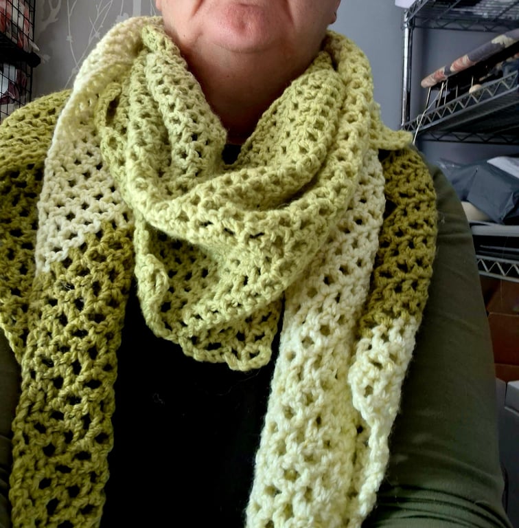 Long crocheted scarf with sawtooth edge detail