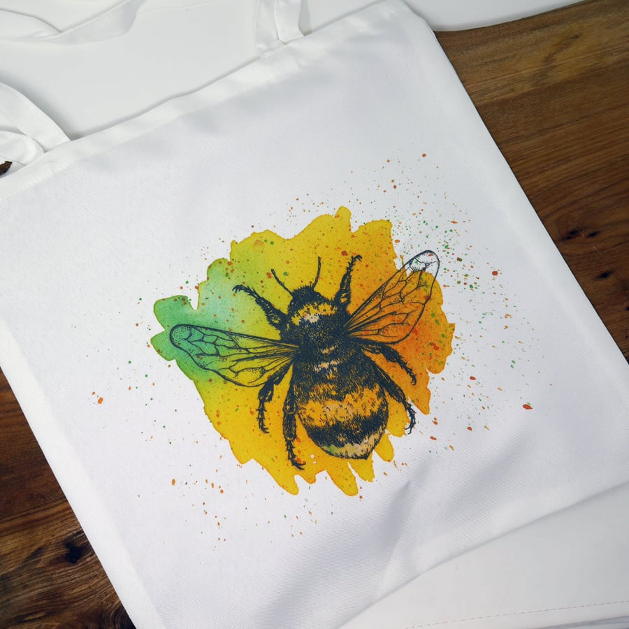 Bee, Bee Tote, Bee Gift, Wildlife, Nature, Wildlife Lover, Letterbox Gift
