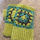 Granny Square fingerless gloves 