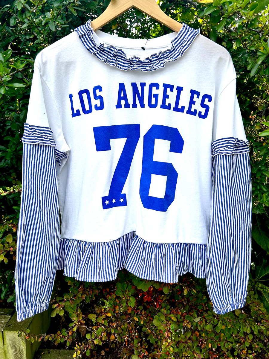 Los Angeles frilled T-shirt - Upcycled - Size 14