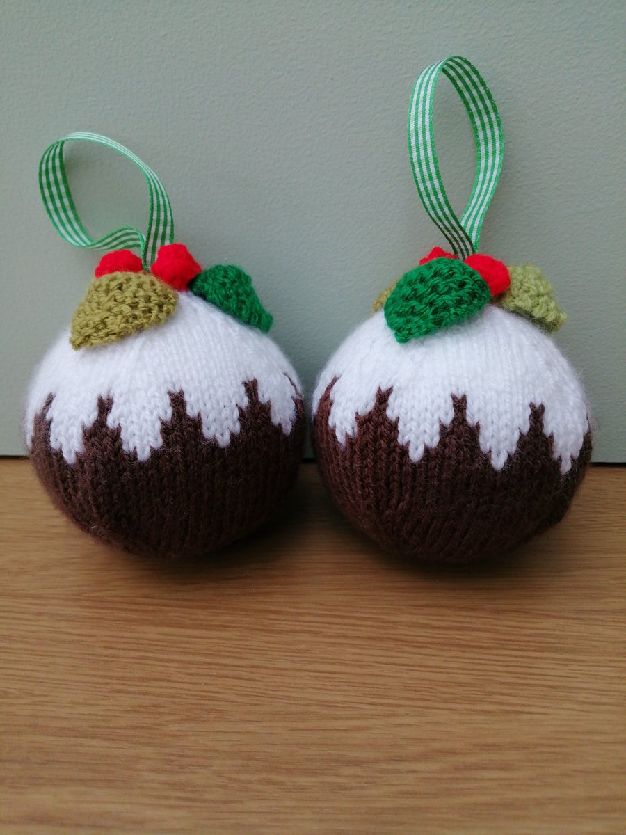 Set of 2 Christmas Pudding baubles 
