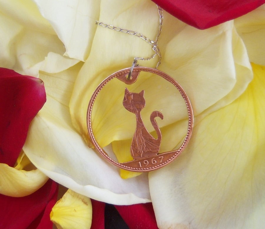 Cat pendant in recycled bronze coin (C2)