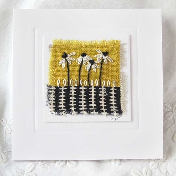HAND EMBROIDERED GREETINGS CARD DAISIES