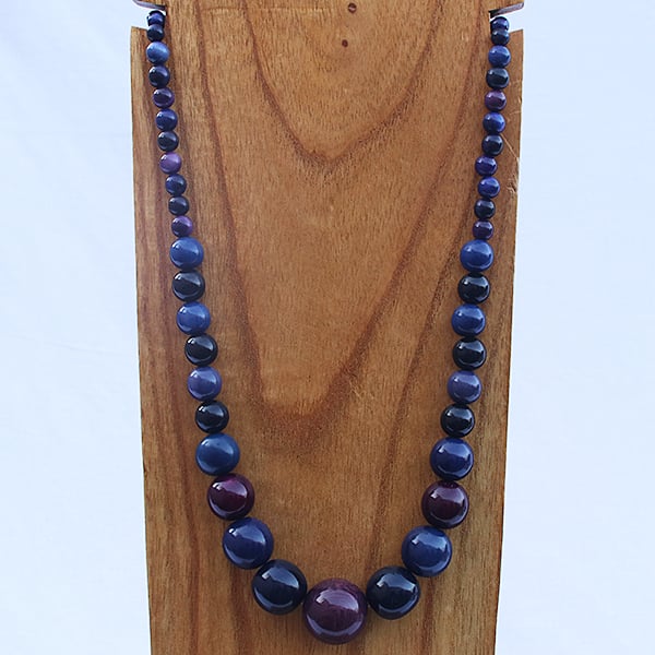 Deep-Purple Necklace