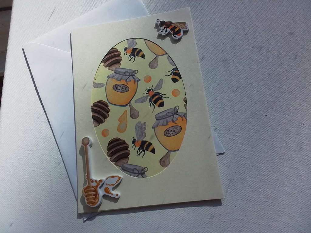 Handmade honey bee card. Any occasion card. Ref 276