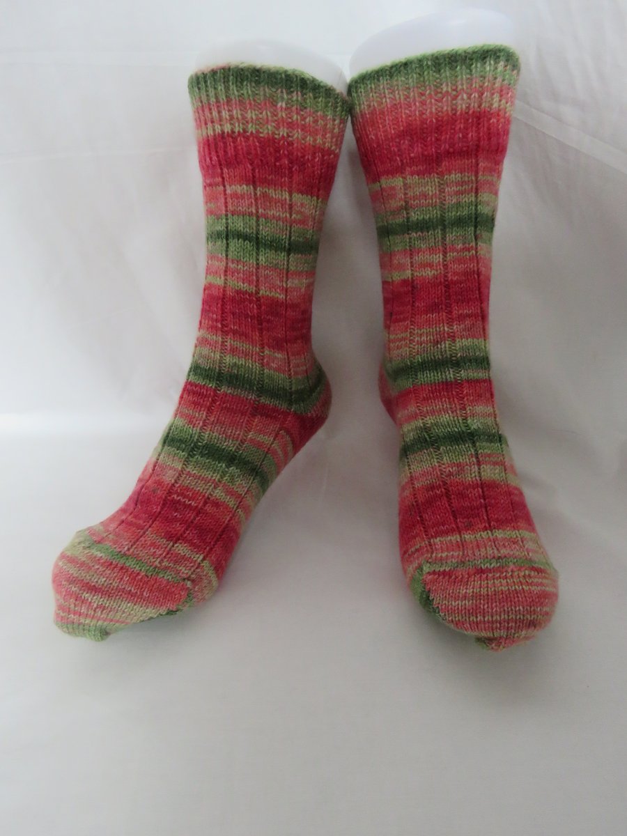 Hand-cranked Knitted Ribbed Wool Socks Size 6 to 7
