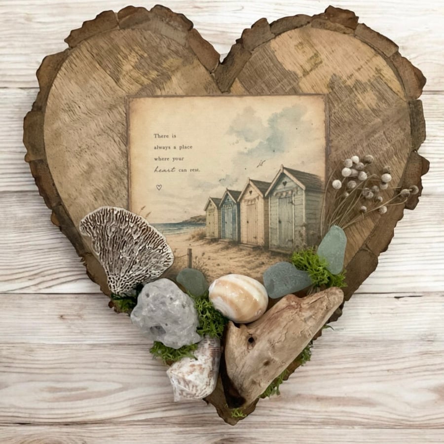 Seaside Heart Wall Hanging – Coastal Driftwood, Sea Glass & Shell Decoration