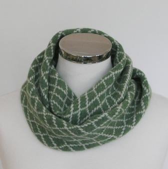 Merino Lambswool Circle Scarf Bay Green Silver Grey