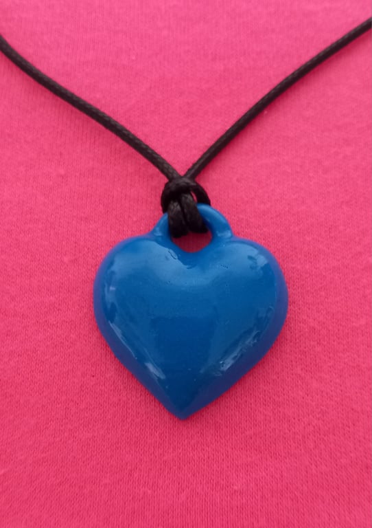 Blue resin Heart cord chain necklace 