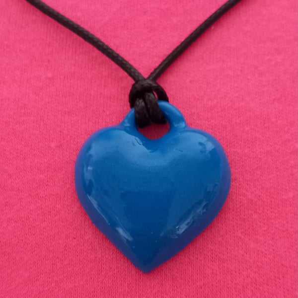 Blue resin Heart cord chain necklace 
