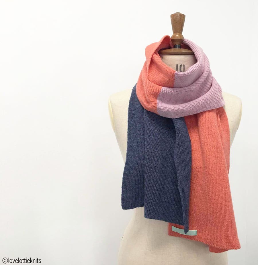 Colour Blocks Lambswool Scarf