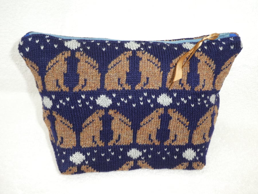 Moon Gazing Hare Knitted Project Holder. Lined Purse. Zipped Holdall.