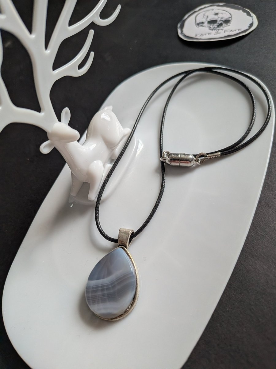 Handcrafted Stone Pendant with 44cm Rope Necklace
