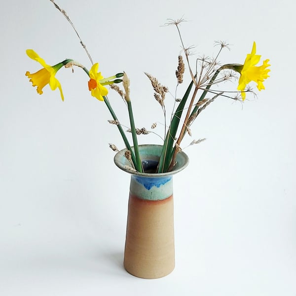 Handmade thrown stoneware Vase in Gardom's Green glaze
