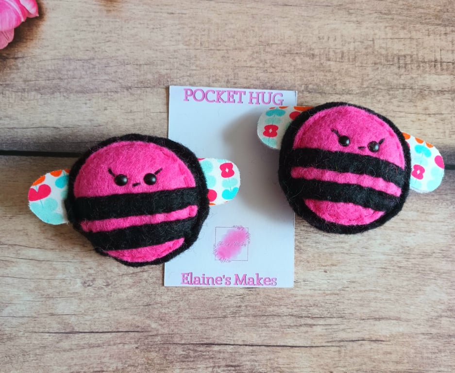 Felt Bumble Bee Pocket Hug and card,pocket buddy,comfort pocket pal.