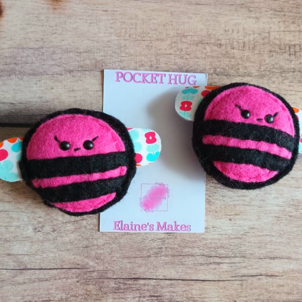 Felt Bumble Bee Pocket Hug and card,pocket buddy,comfort pocket pal.