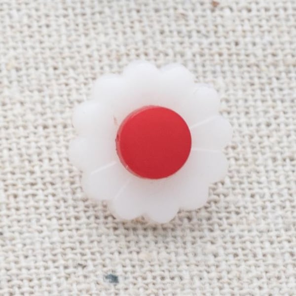 Daisy flower buttons for knitting and crochet 15mm