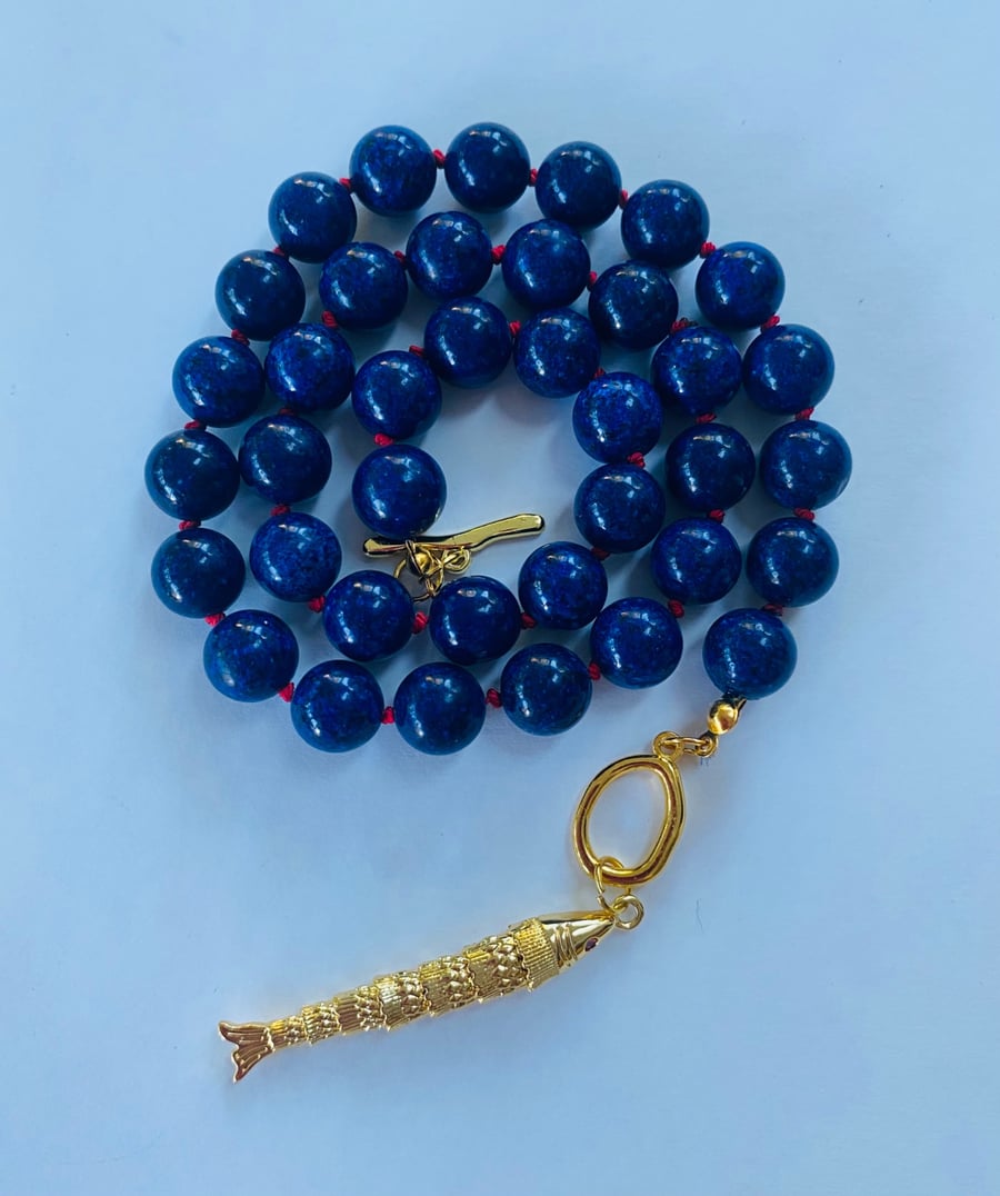 Lapiz lazuli hand knotted bead necklace 