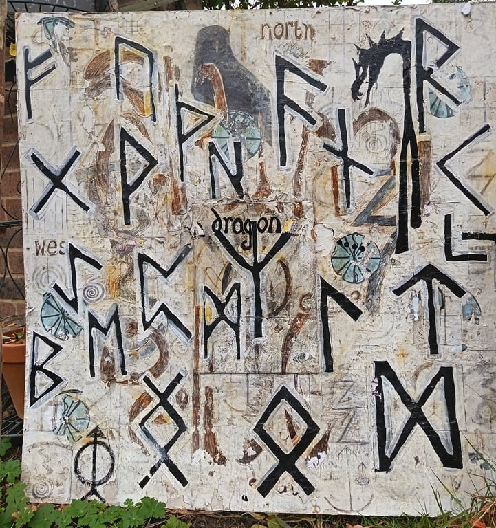 Runes & Universal Graffiti 