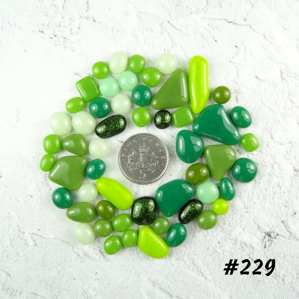 25g green art glass cabochons, for jewellery making, crafting (229)